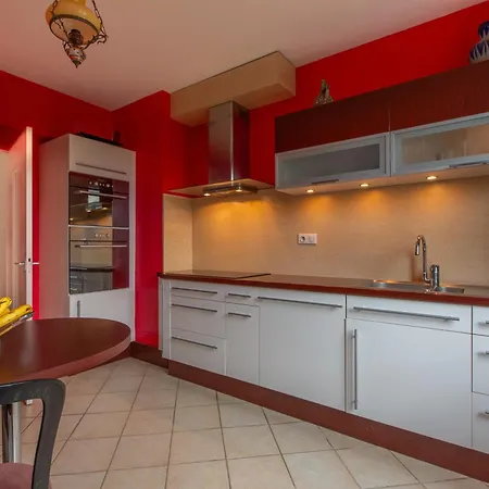 Chez Maryse Et Guy - Bel Appt Pour 4 Avec Jardin Apartment La Ville-aux-Clercs Exterior photo